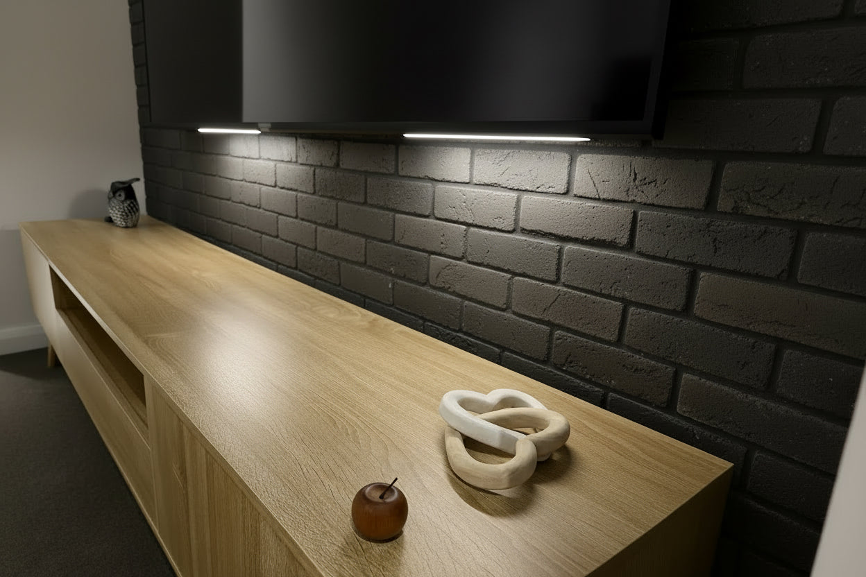 Modern TV Entertainment Unit - 200cm - Natural Oak