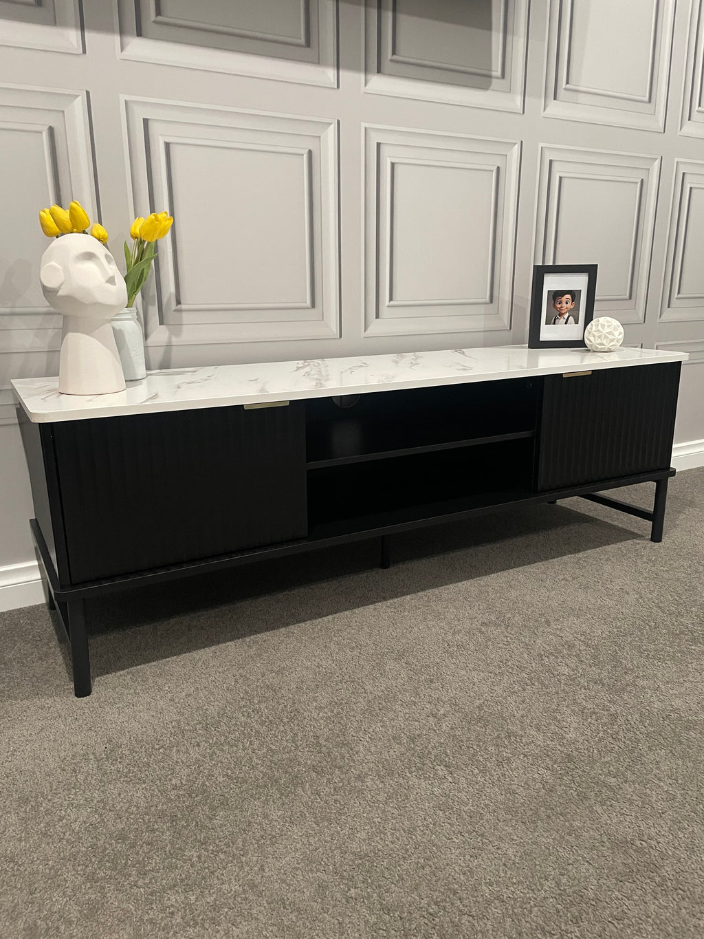 Modern TV Entertainment Unit - 140cm - Black & White