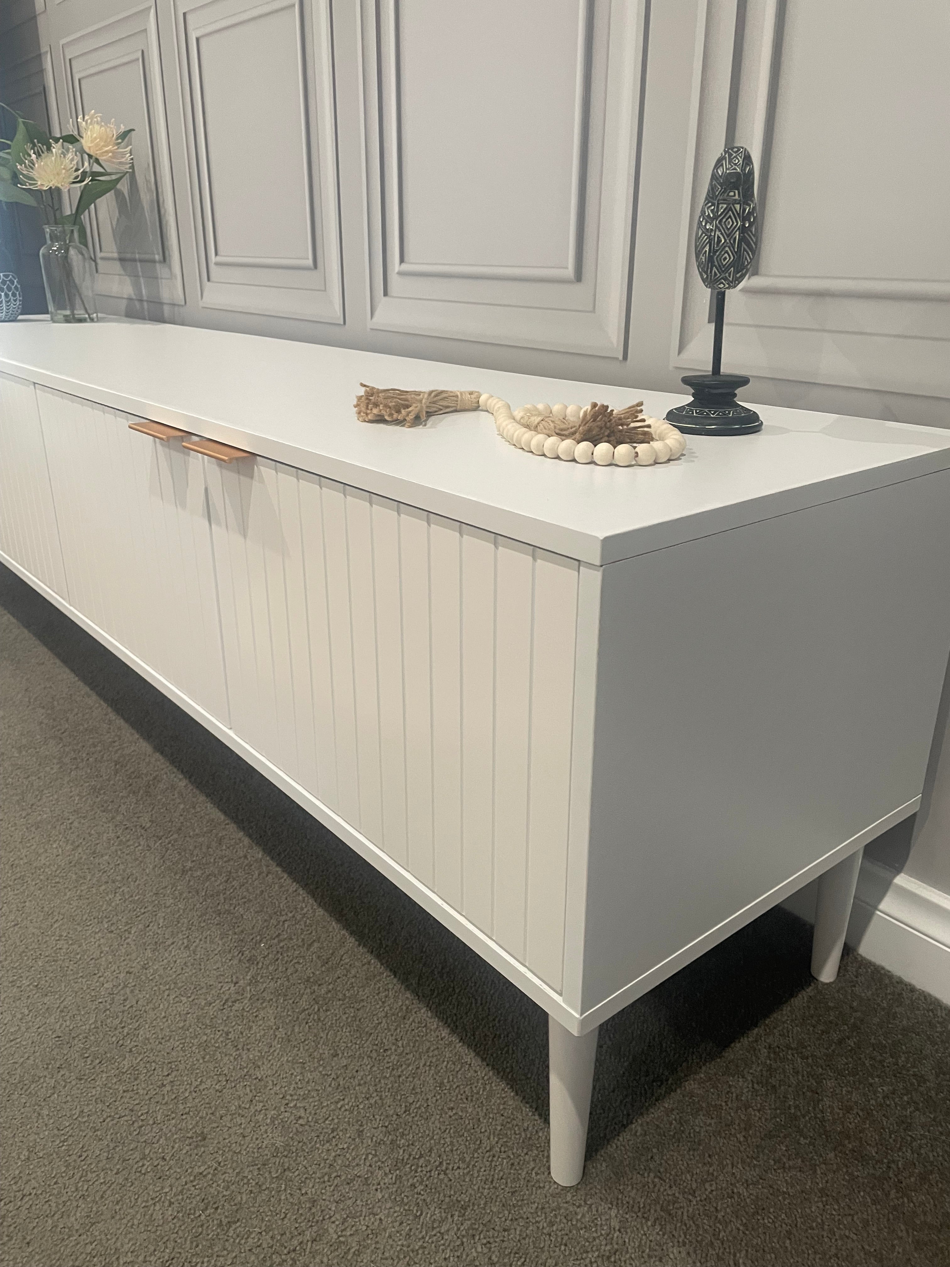 TV Entertainment Unit - 180cm - White