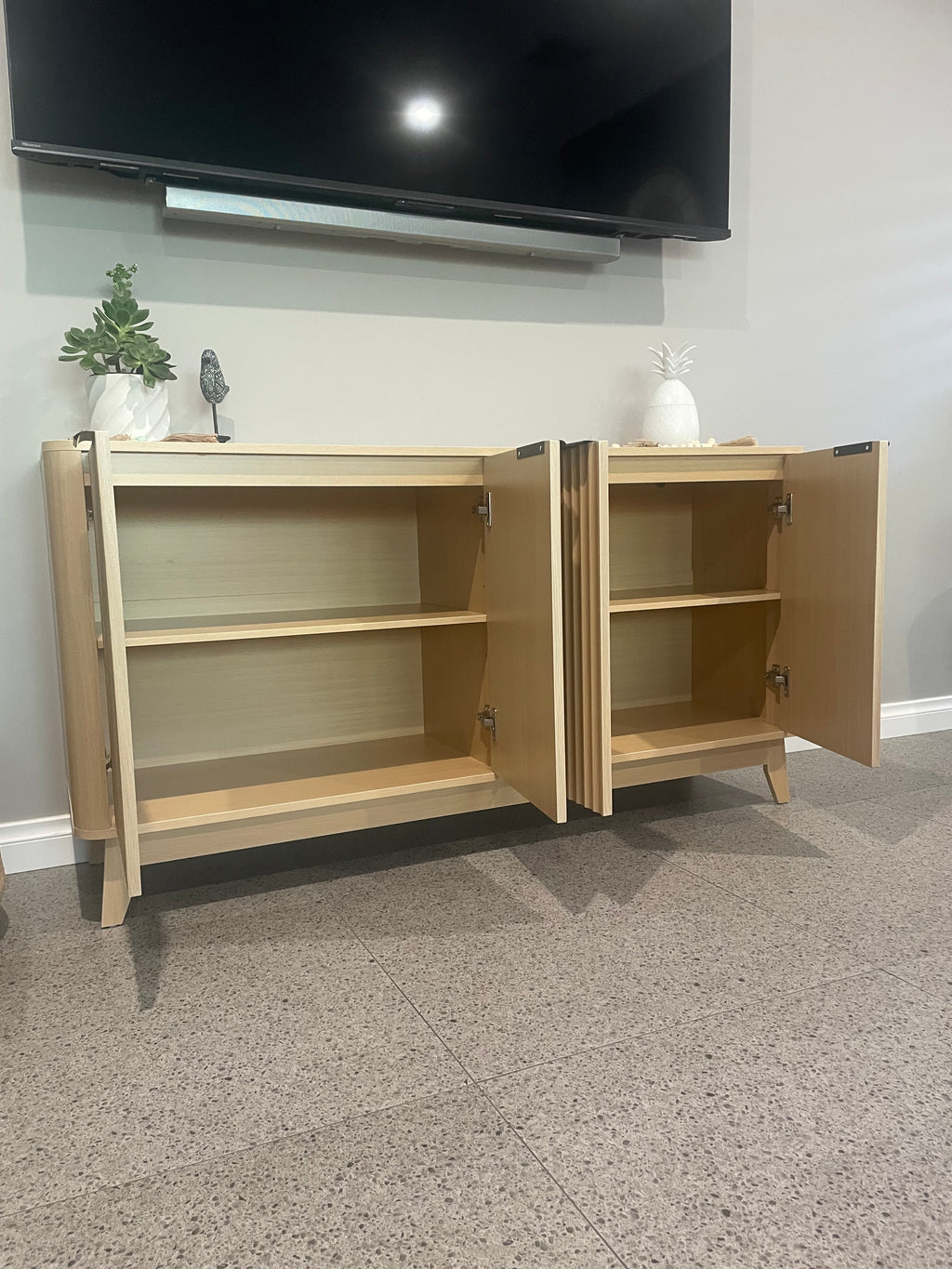 Natural Buffet Sideboard with Fluted Door Design