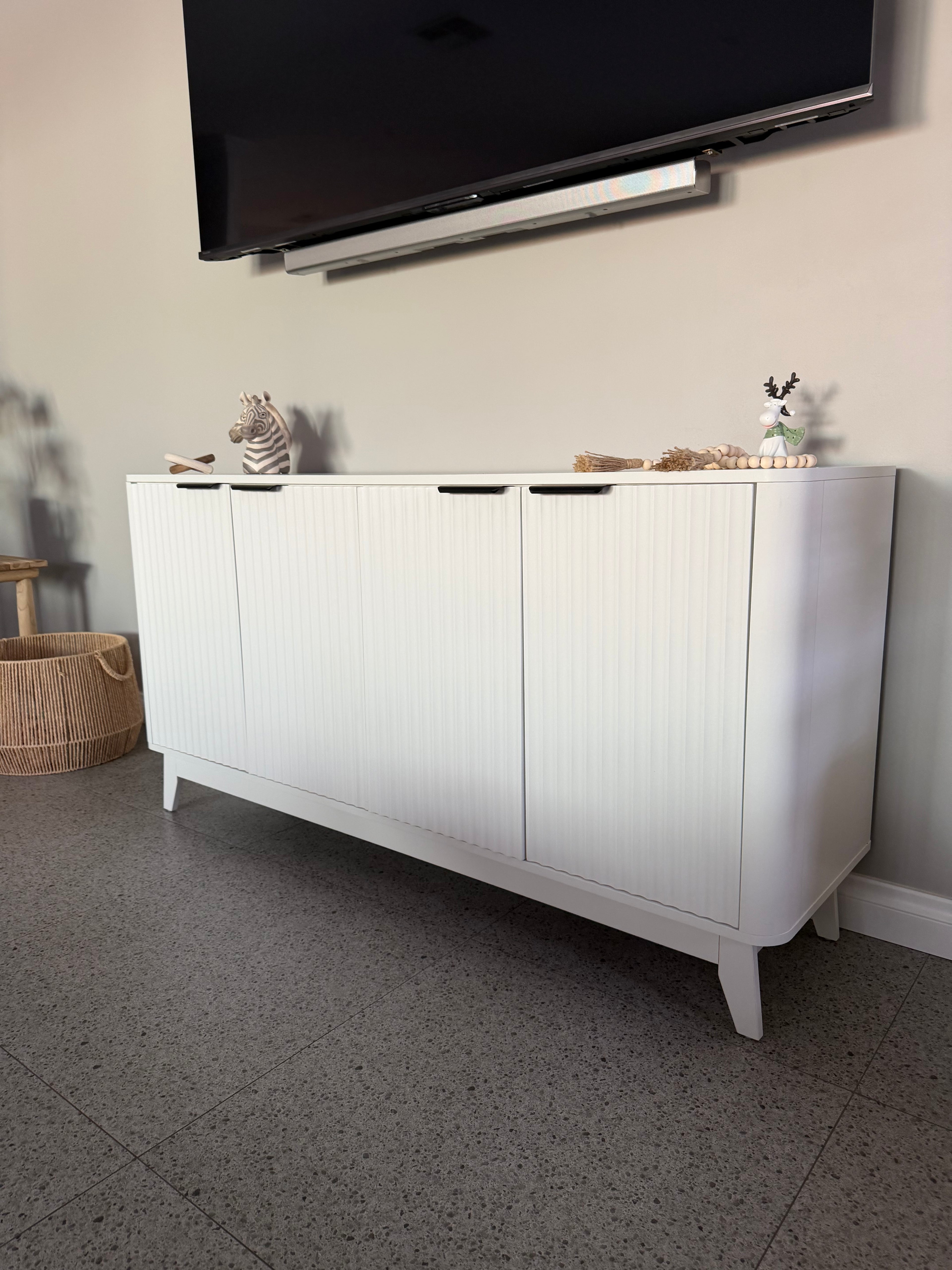 Modern White Buffet Sideboard with Fluted Door Design