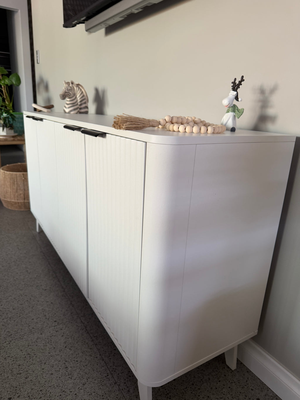 Modern White Buffet Sideboard with Fluted Door Design